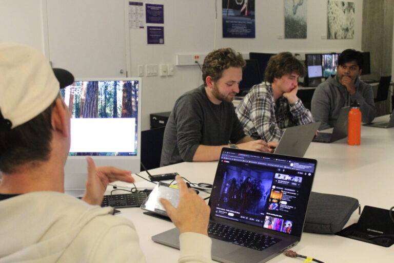 New Course Lets Students Experiment with AI on Screen 